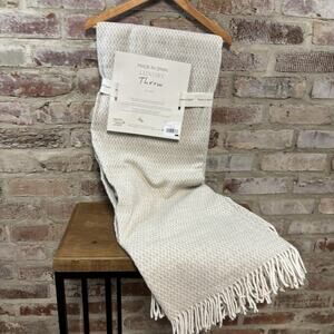 MADE IN SPAIN Luxury Oversized Throw 51 x 67 in beige tan cream